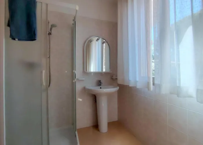 Orchidea Apartment *